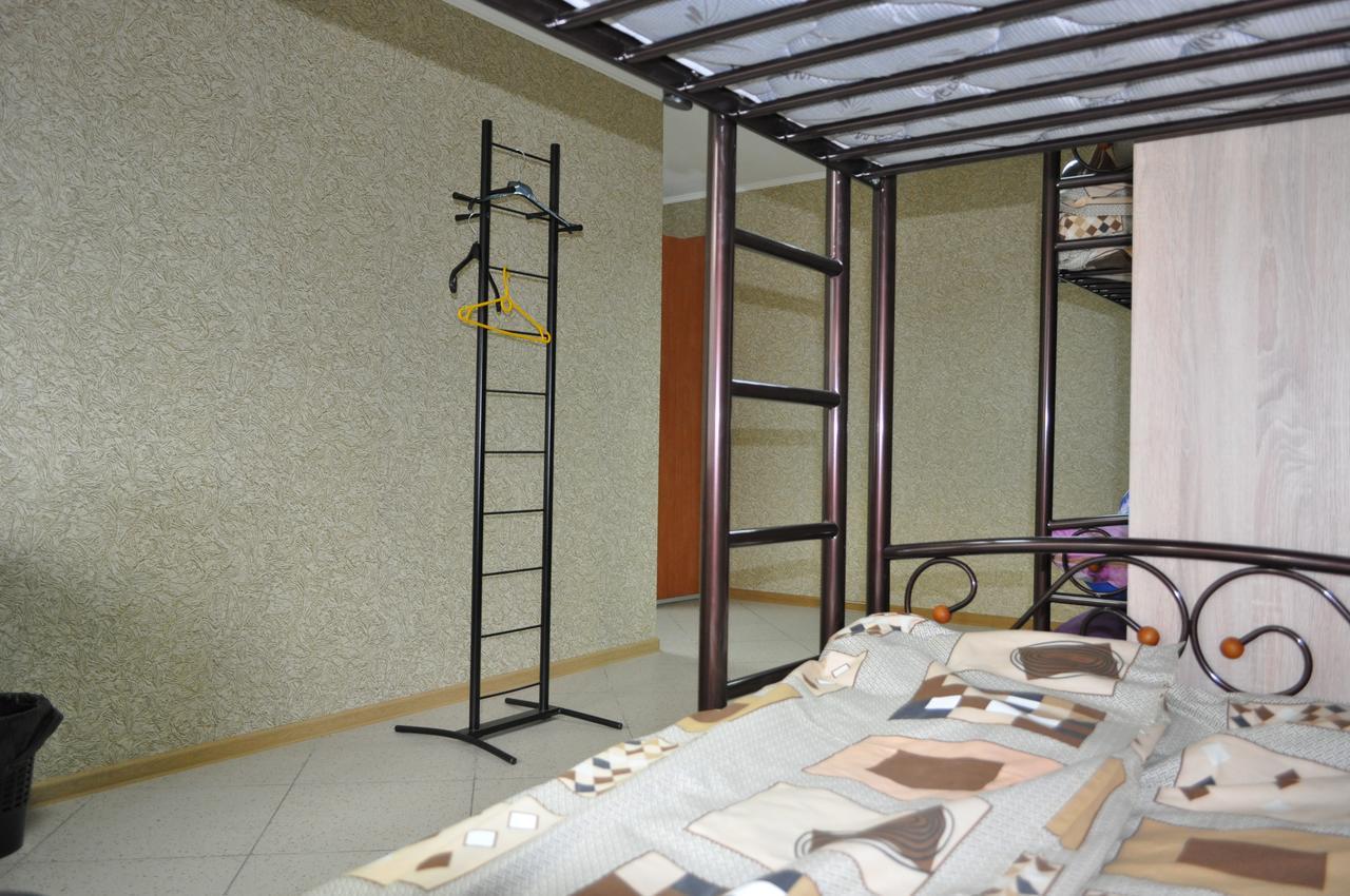 Hostel Bayit Krementjuk Exteriör bild